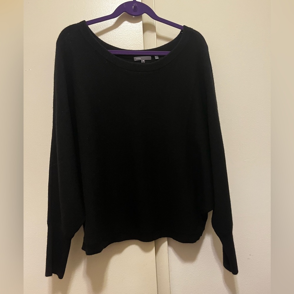 VINCE medium black cashmere sweater